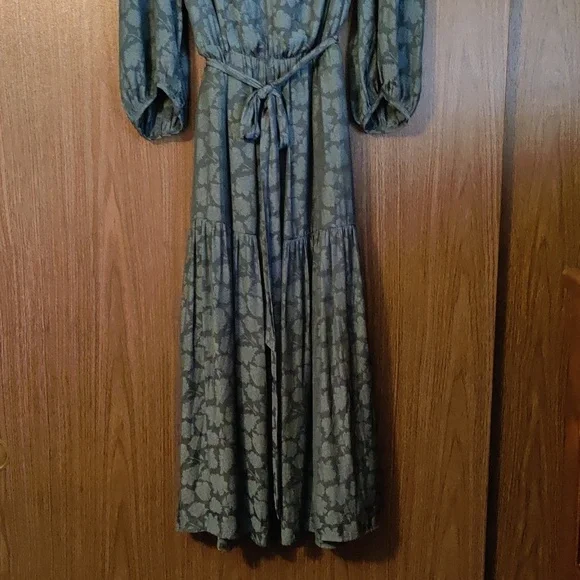 Banana Republic Peacock Green Floral Midi Dress - Picture 7 of 9